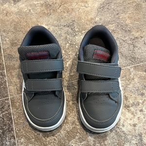 Adidas Gray Leather Sneakers for Toddler - size 7
